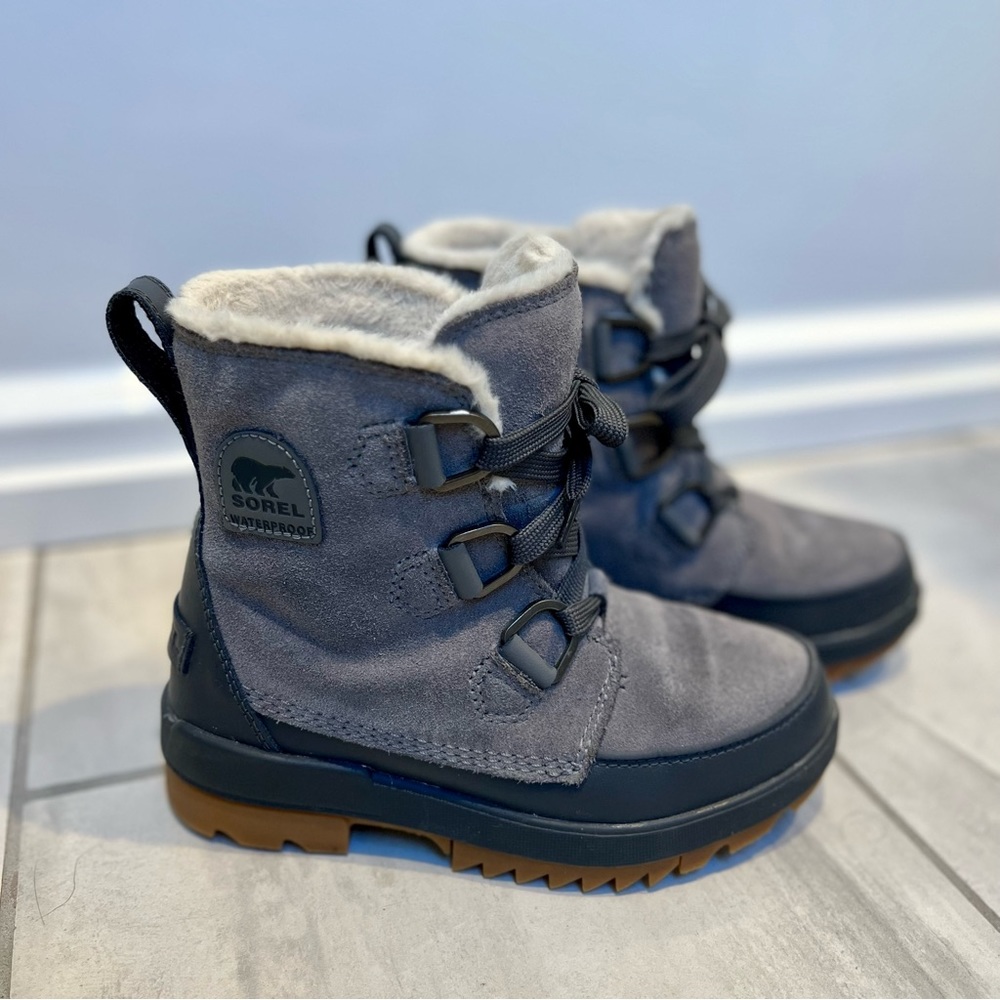 ✨HP✨ Sorel Boots - Tivoli IV Boot